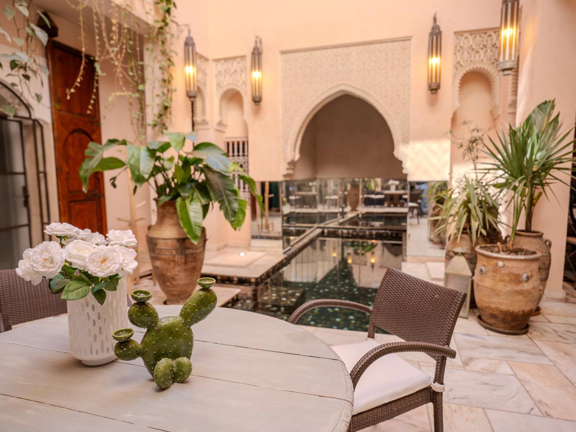 Mayan & Riad